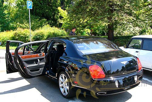 Bentley continental flying spur